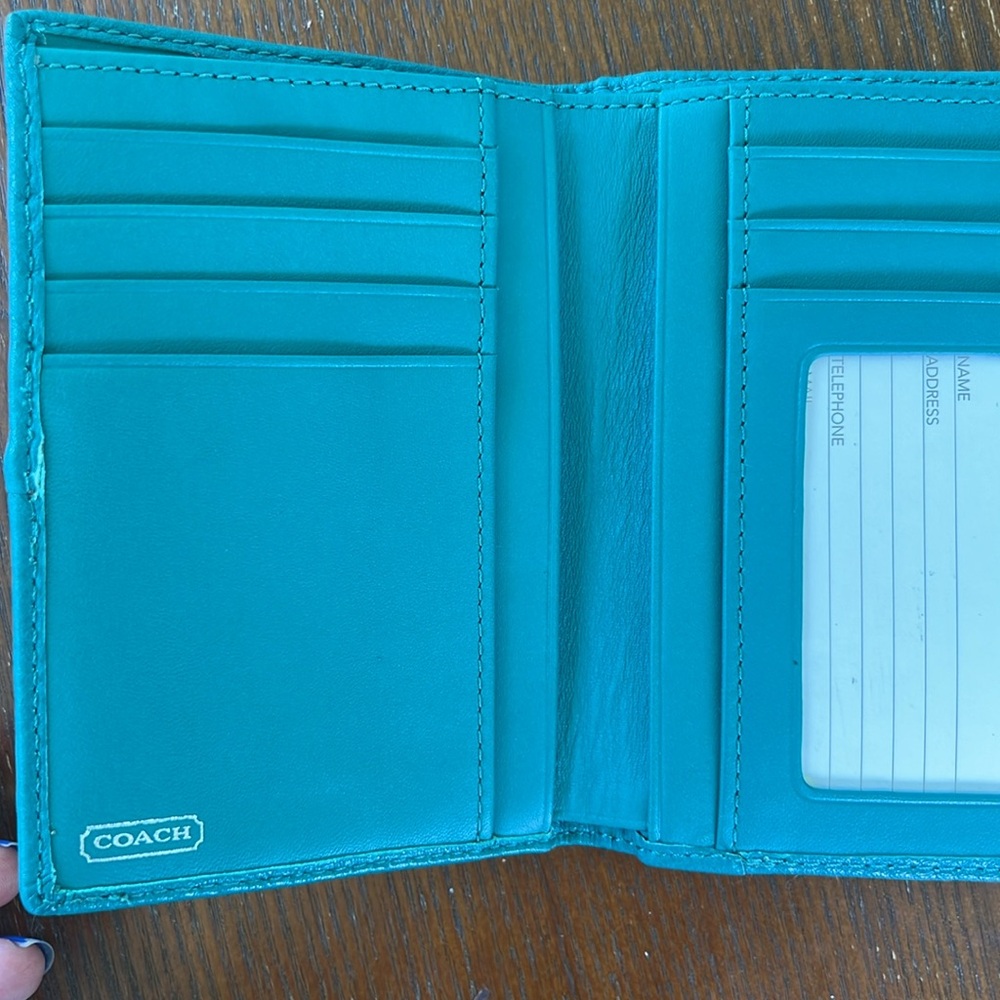 NWT Coach Jade green and Silver Hardware Leather Trifold Wallet - Picture 7 of 11
